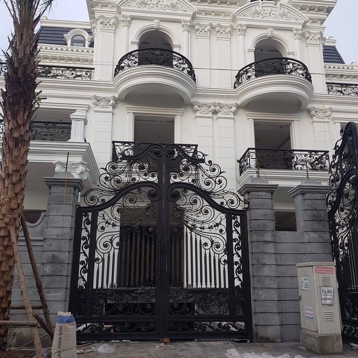 Cổng sắt